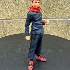 Banpresto Jujutsu Kaisen Jukon No Kata Yuji Itadora Figure Statue.